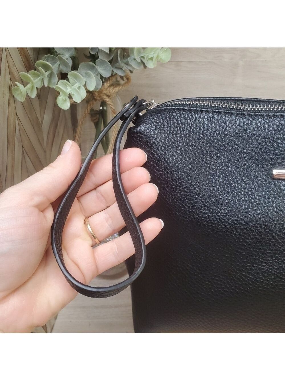 Steve Madden Black Pebble Leather Clutch Purse Medium Travel Bag - Picture 5 of 10